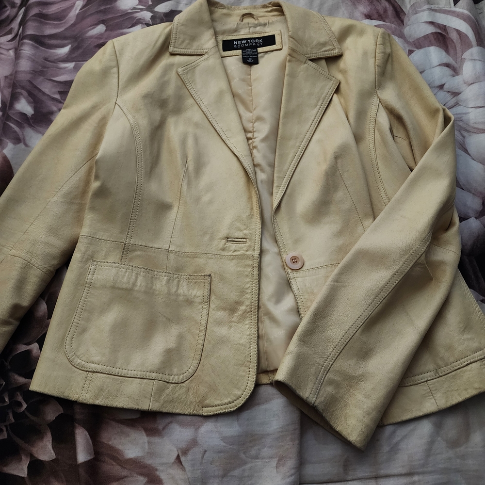 New York & Company Cream Women's Blazer